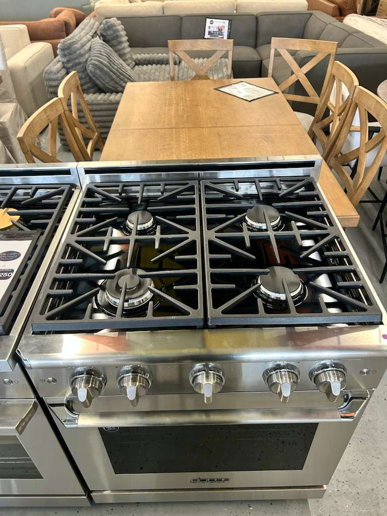 Dacor Professional - HGER30SNG - 30 Inch Epicure Gas Range with SimmerSear™ Burners, Illumina™ Knobs, Smart Flame™, 5.2 Cu. Ft. Capacity, Three-Part Convection