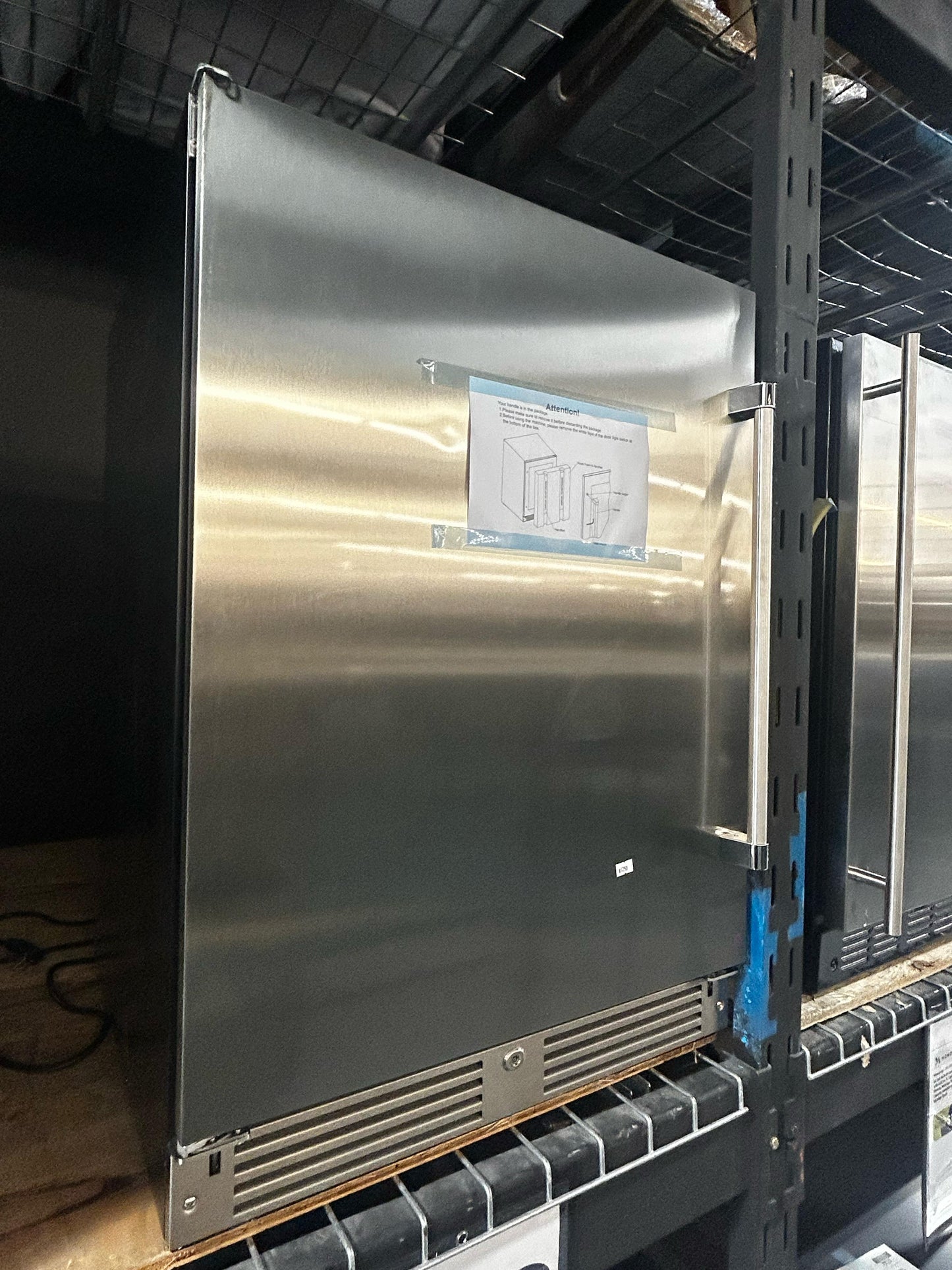 Xo-XOU24BCSFL-24 Inch Beverage Center