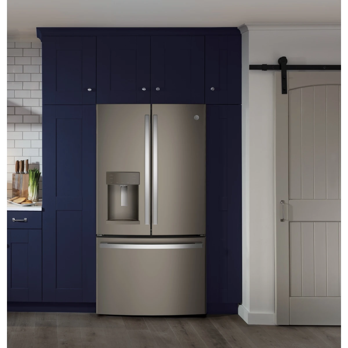 GE -  GFE28GMKES - 36 Inch French Door Refrigerator with 27.7 Cu. Ft. Capacity, TwinChill™, Turbo Cool/Freeze, Showcase LED, Enhanced Shabbos Mode, Ice Maker, Ice & Water Dispenser, Advanced Filtration, ADA Compliant