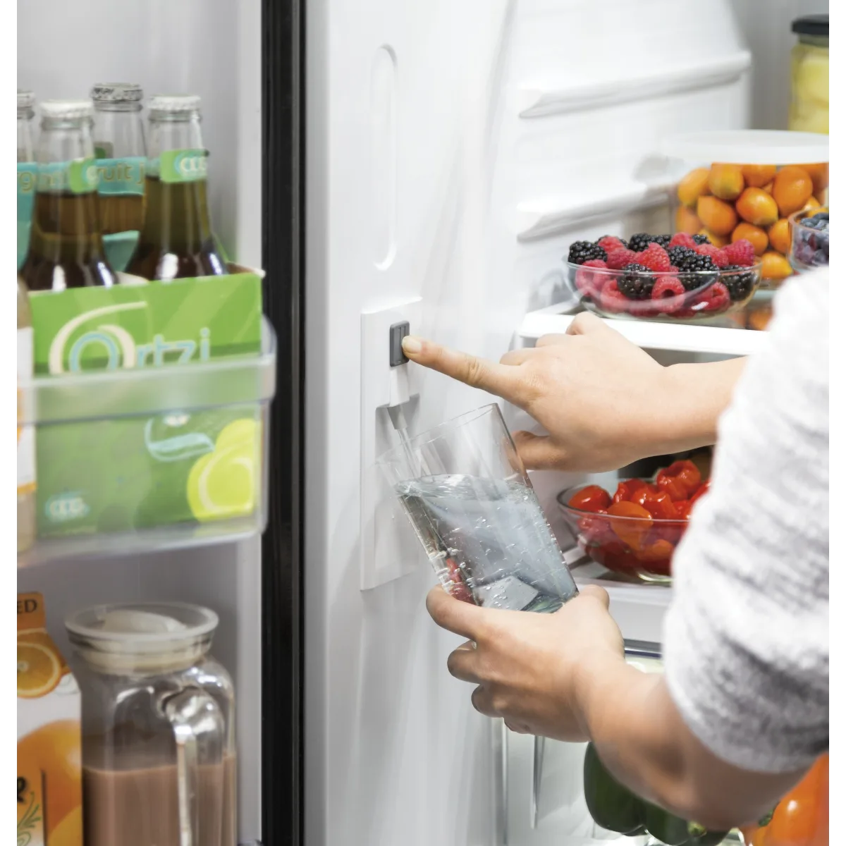 GE - GNE25JGKBB - 33 Inch French Door Refrigerator with 24.7 Cu. Ft. Capacity, Quick Space Shelf, Turbo Cool, LED Lighting, Icemaker, Enhanced Shabbos Mode Capable, Internal Water Dispenser, Water Filtration, and ENERGY STAR® Qualified: Black