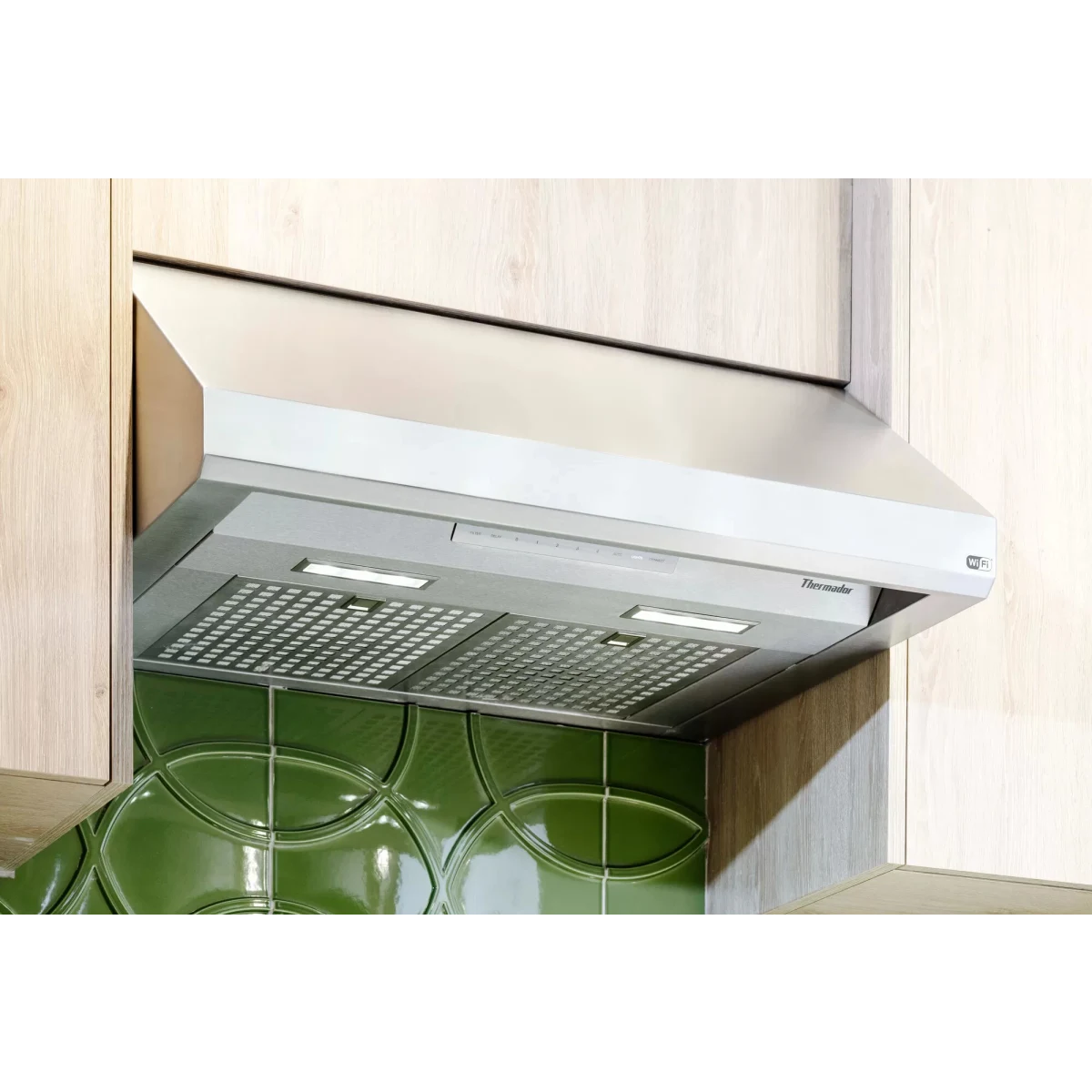 Thermador Masterpiece Series - HMWB30WS - 30 Inch Wall Mount Smart Range Hood with 4-Speed/600 CFM Blower, Touch Control, LED Lighting, Hybrid Mesh Filter, and Noise Control Technology™