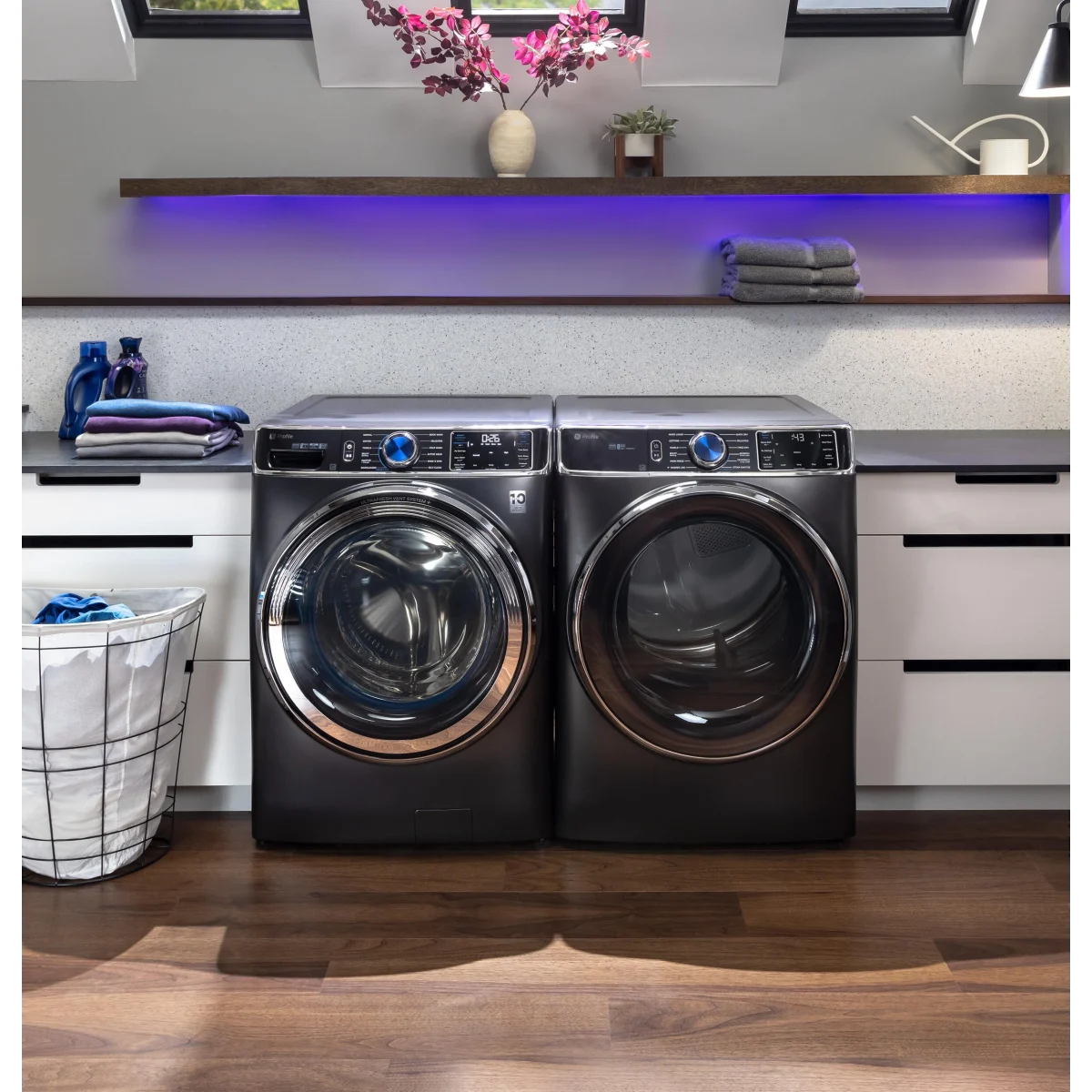 GE Profile - PFW950SPTDS - 28 Inch Front Load Smart Washer with 5.3 Cu. Ft. Capacity, 12 Cycles, 11 Options, Sanitize + Allergen, UltraFresh™ Vent System+, OdorBlock™, Microban®, Adaptive SmartDispense™