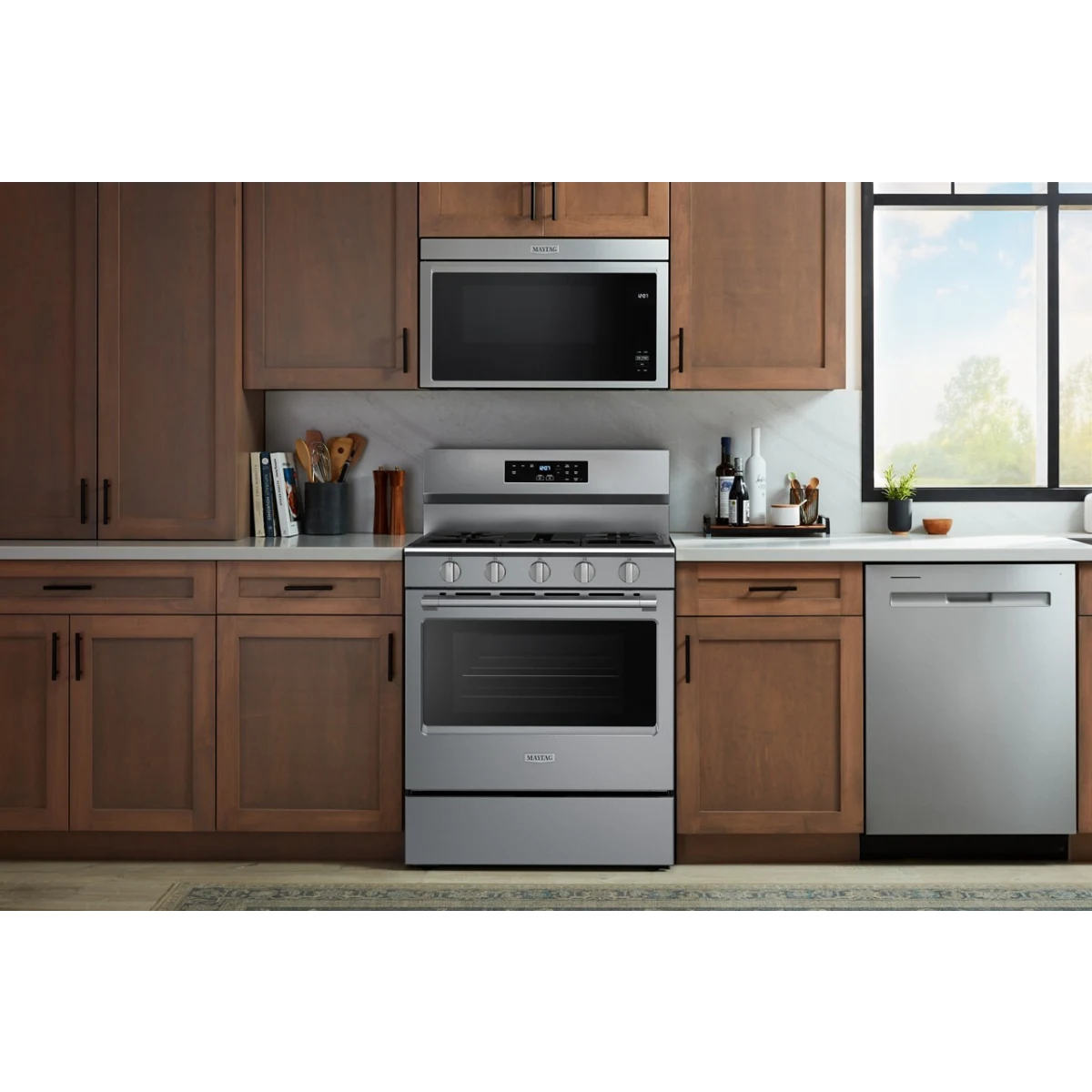 Maytag - MFGS6030RZ - 30 Inch Freestanding Gas Range with 5 Sealed Burners, 5.0 cu. ft. Air Powered Convection Oven, Power™ Burner, Storage Drawer, Air Baking, No Preheat Air Fry, and Self Clean: Fingerprint Resistant Stainless Steel