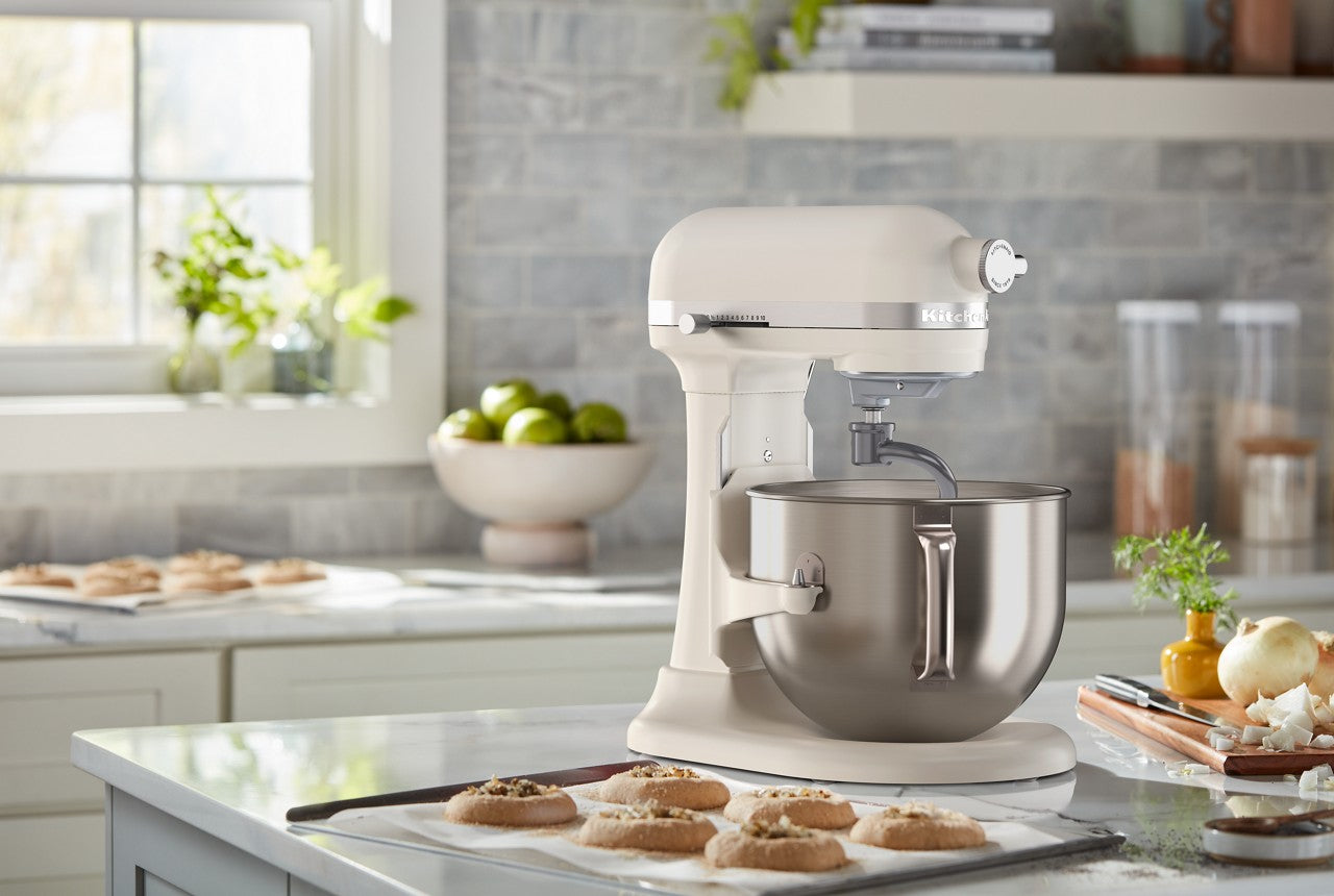 KitchenAid - KSM70SNDXMH - 7 Quart Bowl-Lift Stand Mixer With Redesigned Premium TouchPoints - Milkshake
