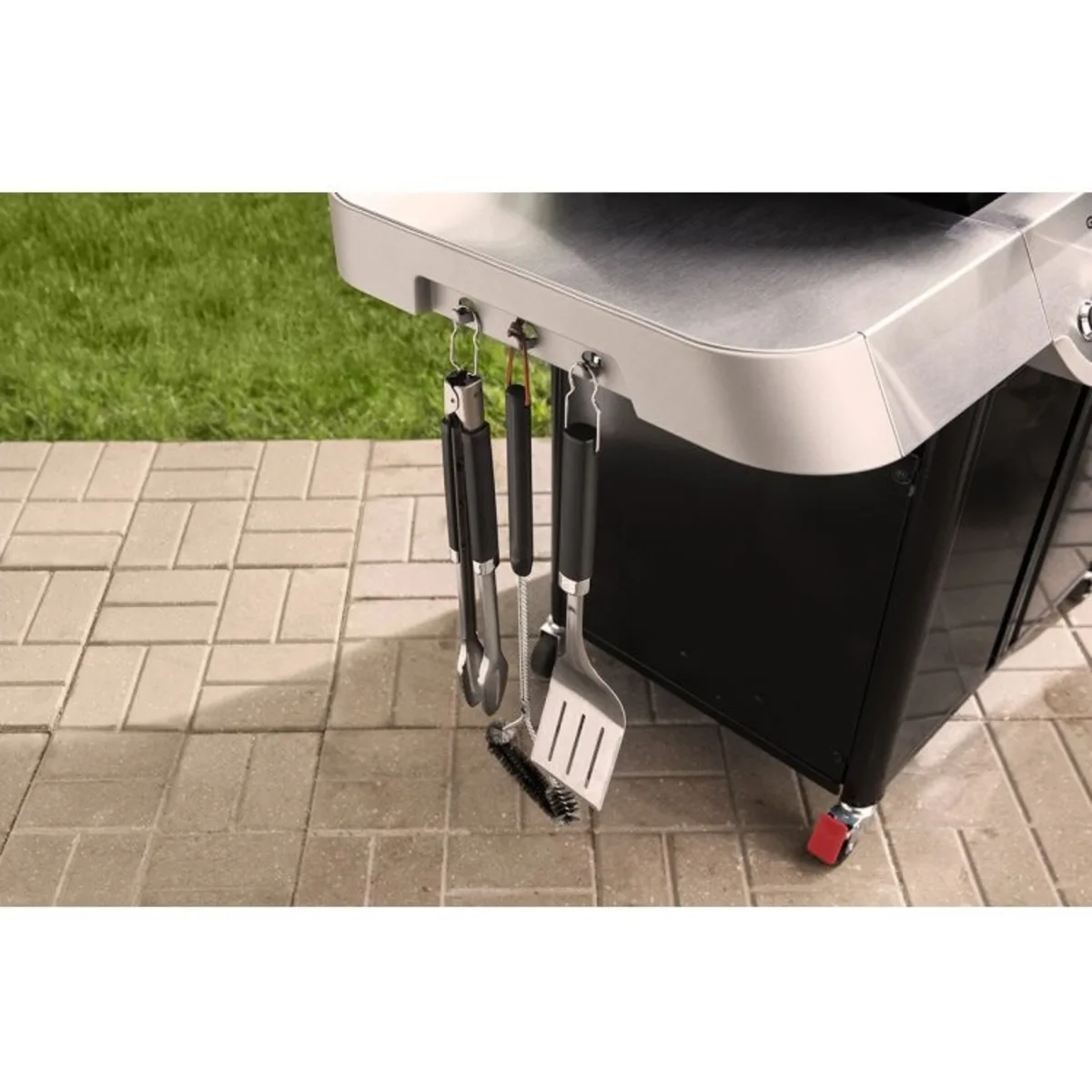 Weber Genesis - 1500010 - Genesis E-315 Propane Gas Grill with PureBlu Burner, Cast-Iron Grates, Flavorizer Bars, Grease Management System, Warming Rack, Side Tables and Large Cooking Surface